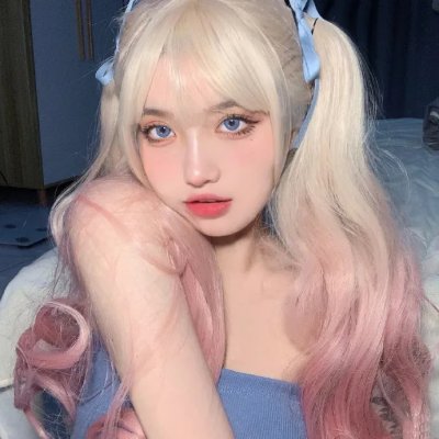 女孩和蜘蛛